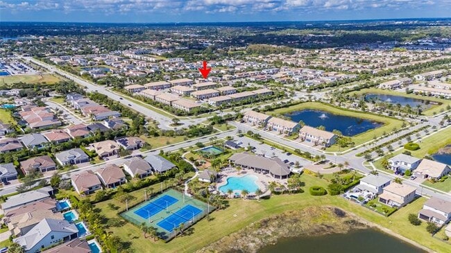 Building Photo - 4828 Chantilly Rd