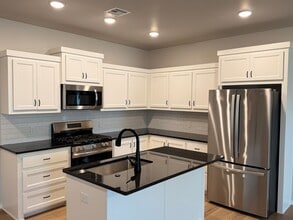 Building Photo - 4 West