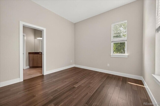 Building Photo - 1407 Rogers Ct