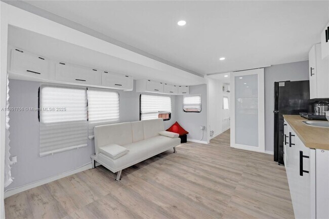 Building Photo - 22723 SW 114th Pl