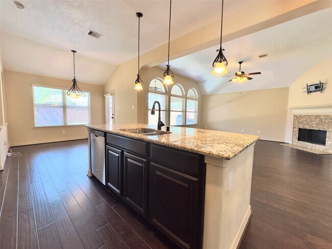Building Photo - 179 Hearthshire Cir