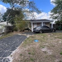 Building Photo - 114 SW 67th Terrace