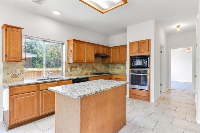 Building Photo - 8302 Cambria Dr