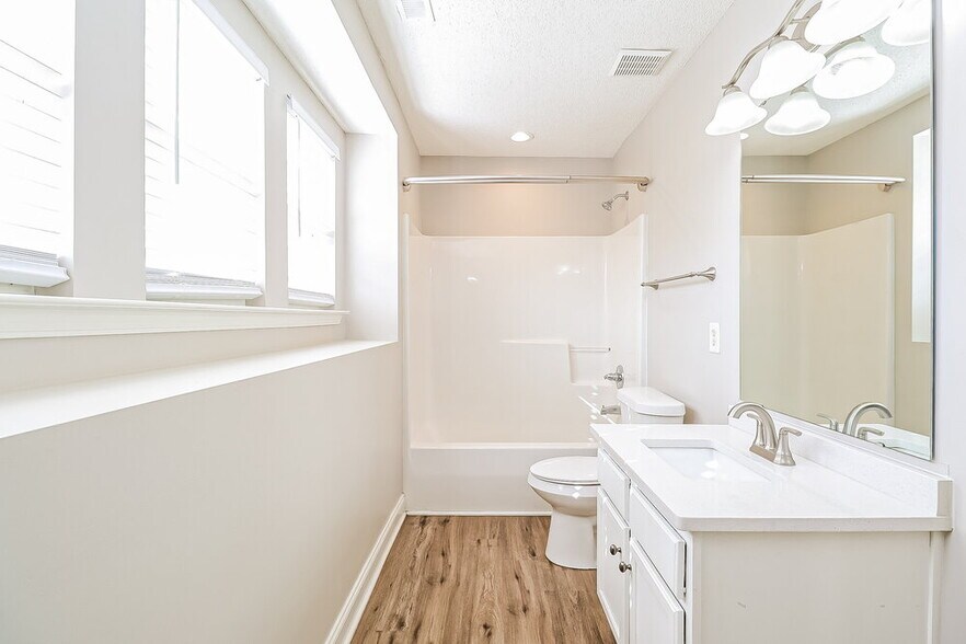 Building Photo - 414 Tribune Dr