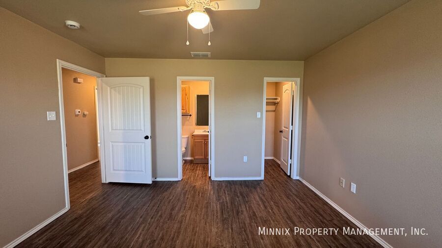 Building Photo - 2610 N Avenue P