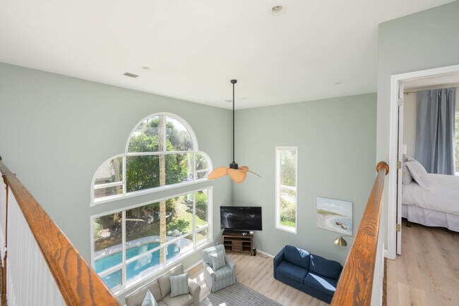 Building Photo - 3 Cassina Ln