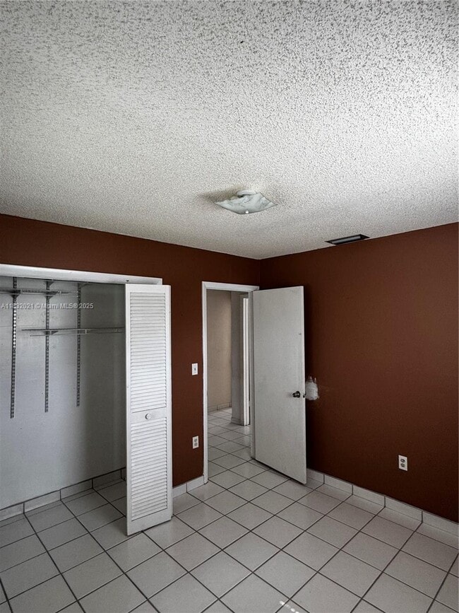 Building Photo - 10721 SW 64th St
