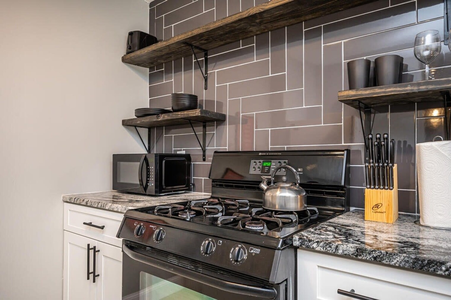 Building Photo - 215 Piedmont Ave NE