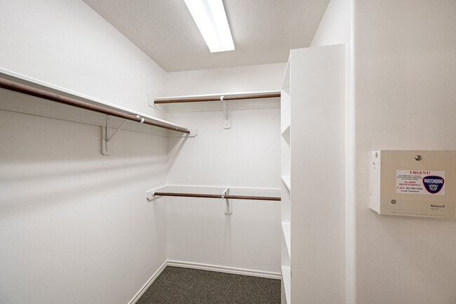 Building Photo - 11938 Ramla Place Trail