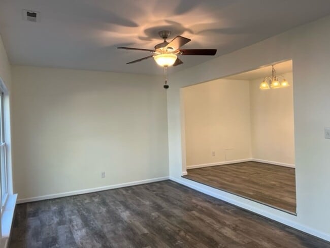 Building Photo - FOR RENT VIRGINIA BEACH!