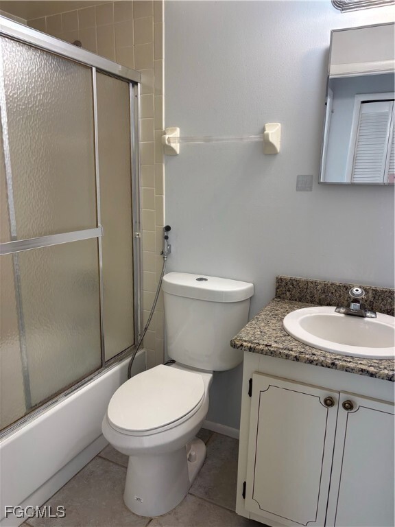 Building Photo - 3306 SW 7th Pl