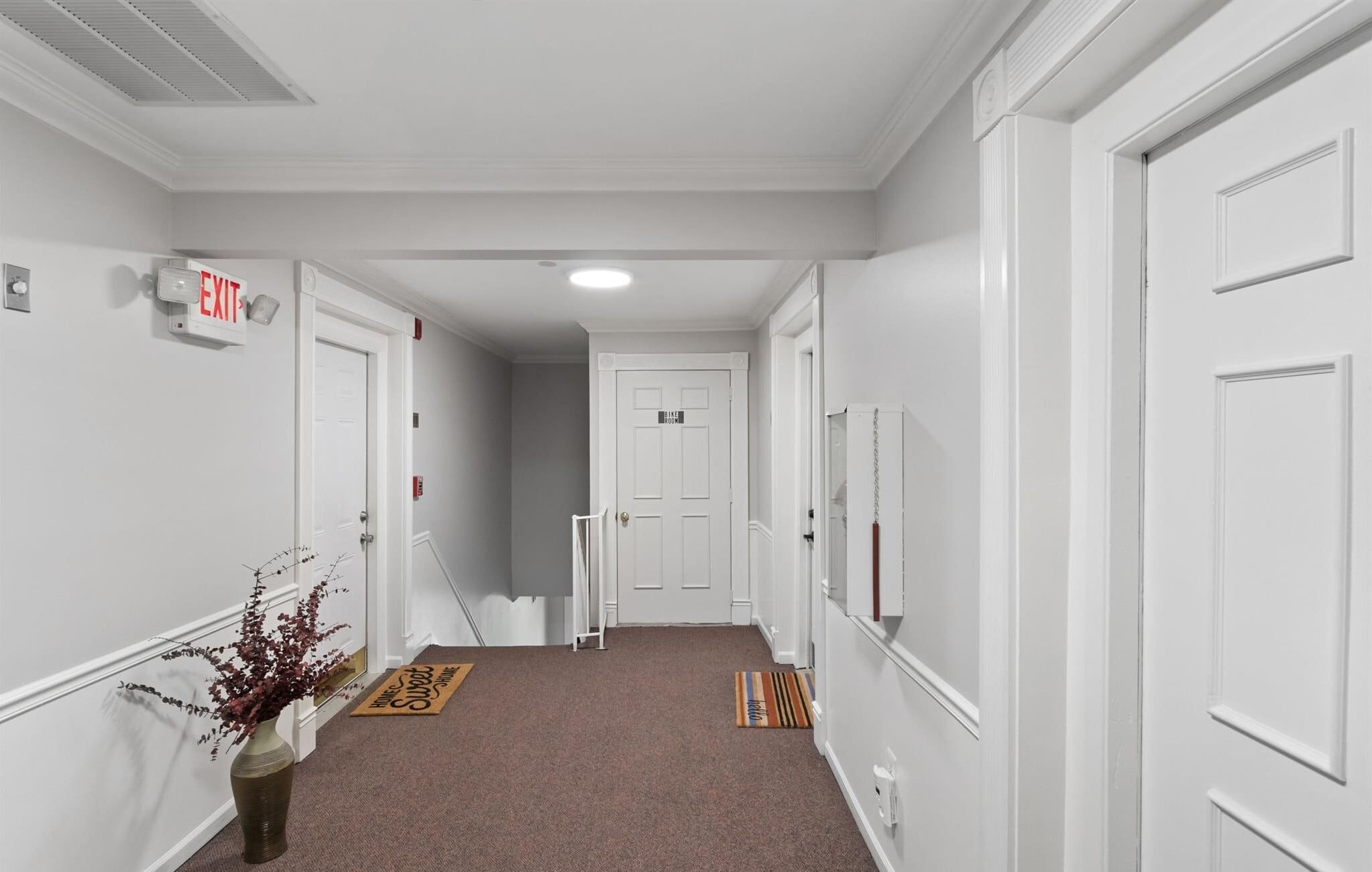 Building Photo - 44489 Savery Dr