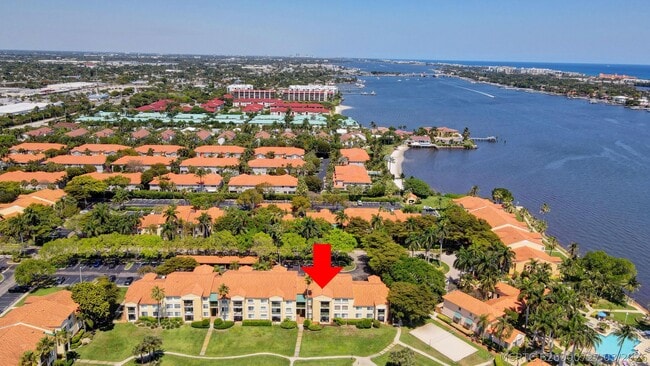 Building Photo - 145 Yacht Club Way