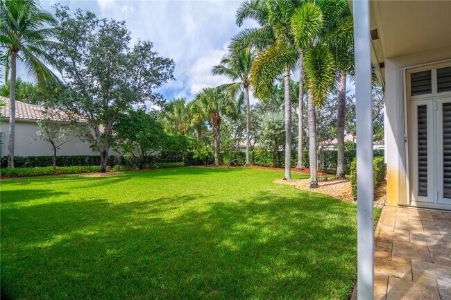 Building Photo - 2519 Bay Pointe Ct