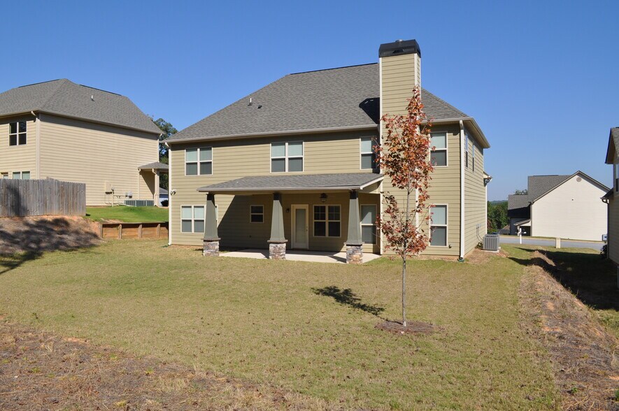 back patio - 1058 Cedarbrook Dr