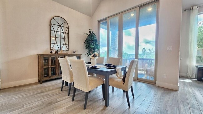 Building Photo - 349 Bright Sky Dr