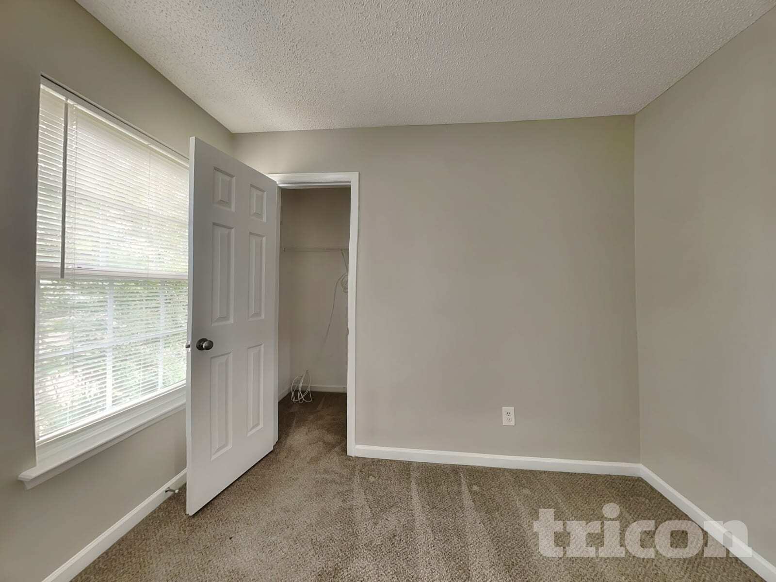 Building Photo - 4812 Silverdene St