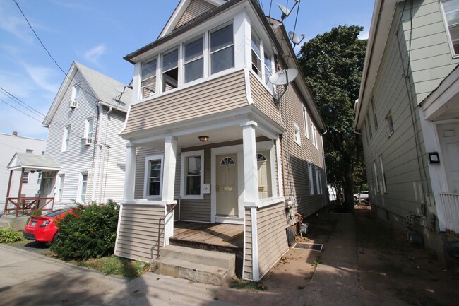 Building Photo - 39 Farren Ave