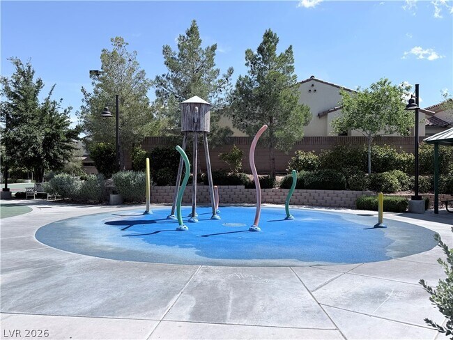 Building Photo - 9936 Wildhorse Cyn Ave