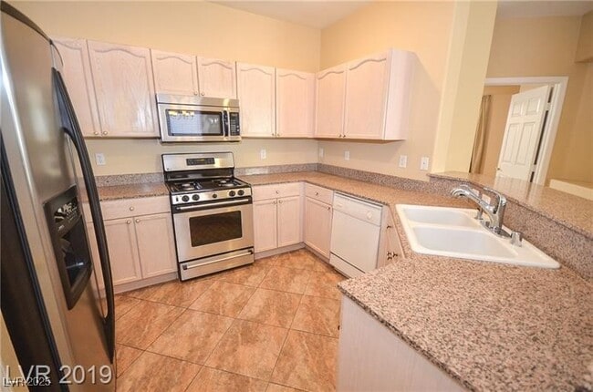 Building Photo - 269 Lenape Heights Ave