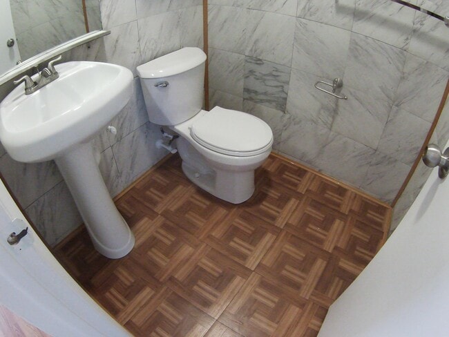 Building Photo - 759 Normandy Trail