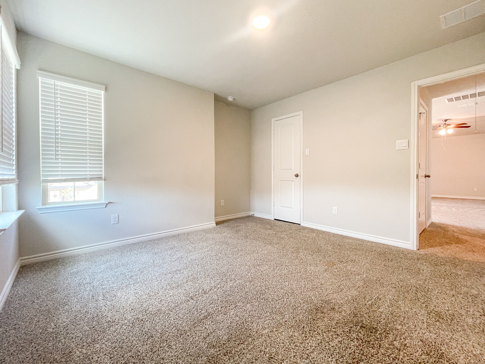 Building Photo - 5700 Foggy Lagoon Dr