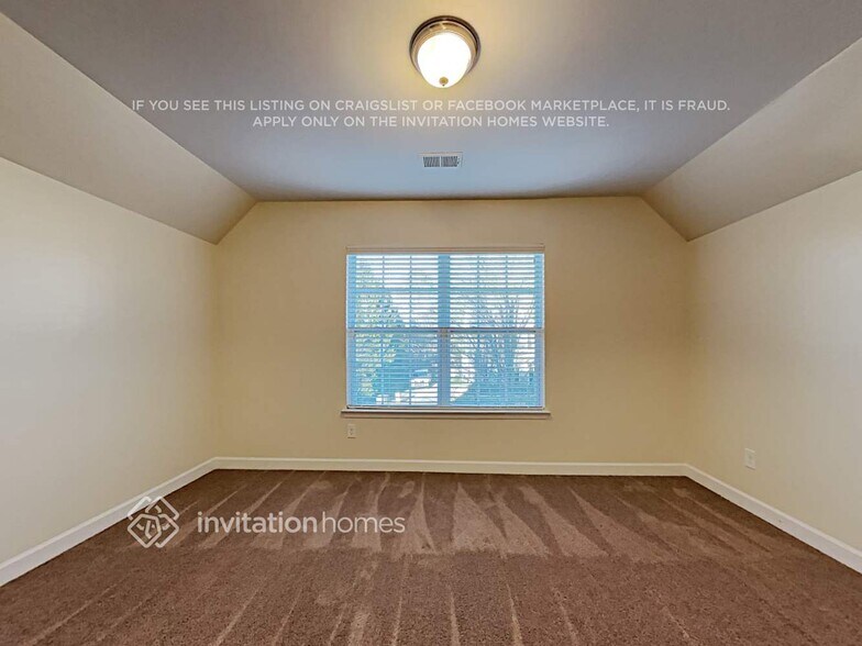 Building Photo - 5836 Mcdowell Run Dr