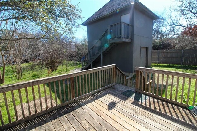 Building Photo - 11705 Cherokee St