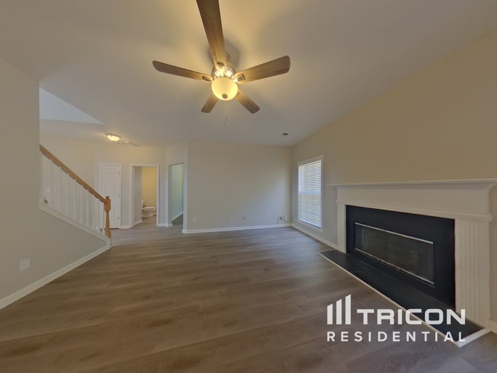 Building Photo - 944 Maple Leaf Dr