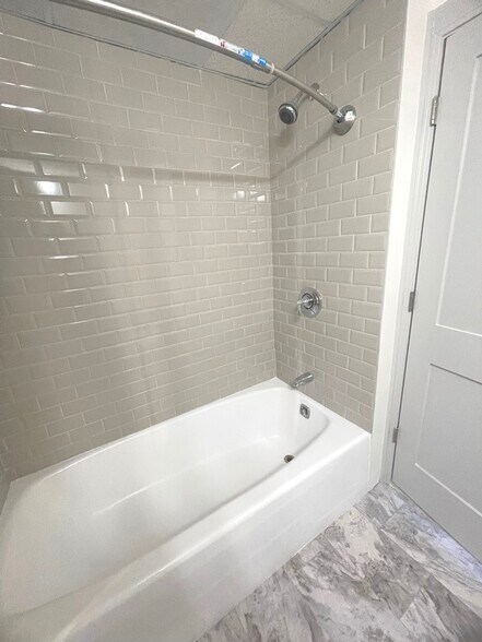 Building Photo - 475 MA-2