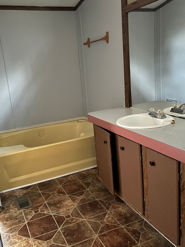 Building Photo - Lexington- Please call the Lexington Office to schedule tours: 803-359-0793