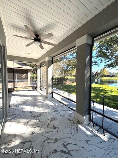 Building Photo - 2035 Medinah Ln