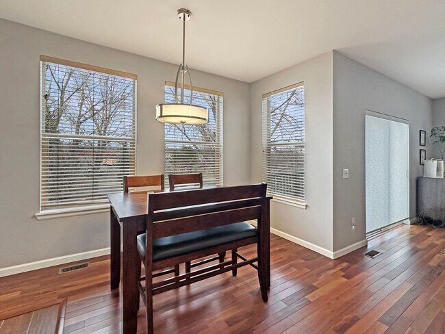 Building Photo - Large 2 bed 2 bath condo for rent near Sloans Lake