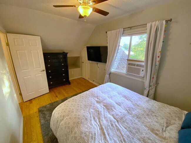 Building Photo - 3332 Eliot St