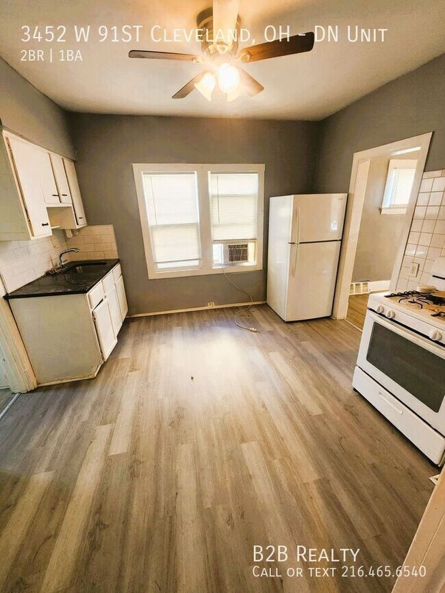 Building Photo - 3452 W 91st St