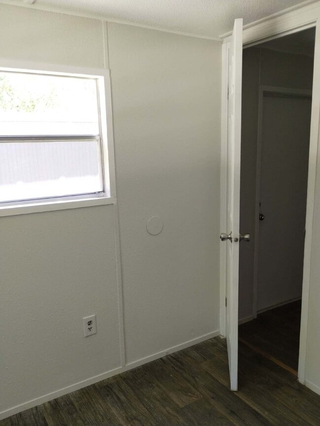 Building Photo - Charming and Comfy Home for Rent (and Sale)