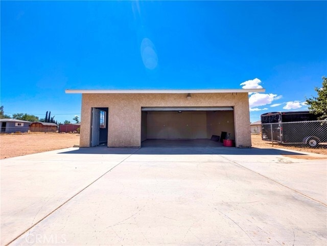 Building Photo - 10784 Lincoln Ave