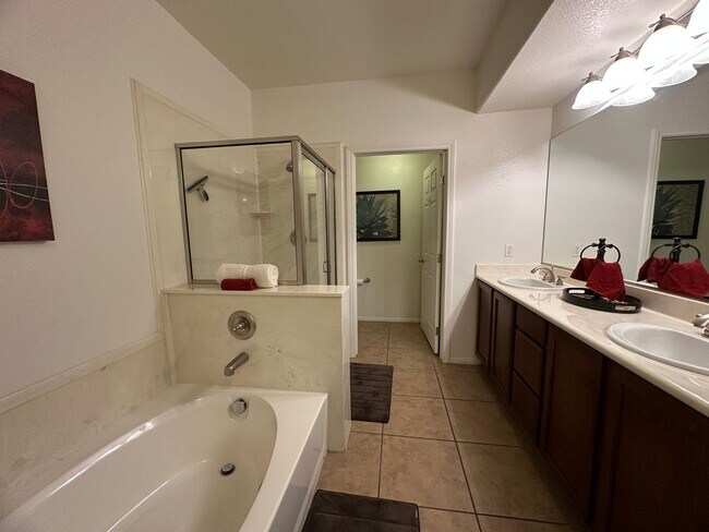 Building Photo - Fully Furnished Condo in Gated Summerlin Community – Resort-Style Living!