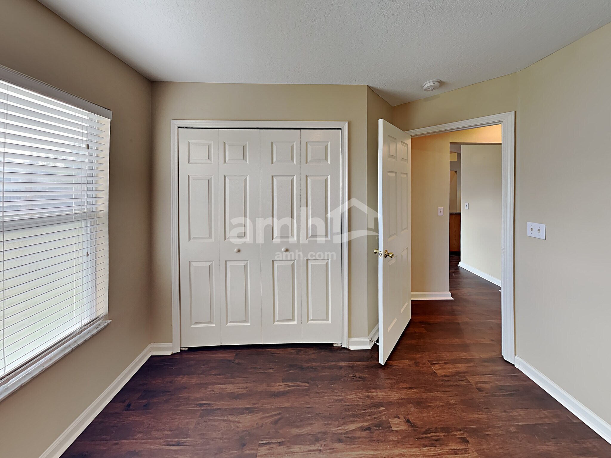 Building Photo - 3206 Chantilly Ct