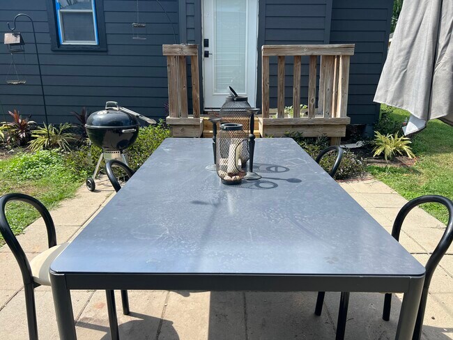 Building Photo - 5006 Hardy St