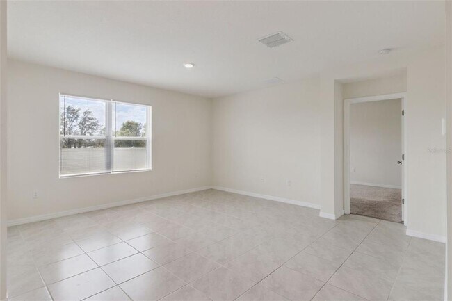 Building Photo - 4373 Deleon St