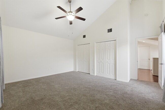 Building Photo - 14210 Briarhills Pkwy