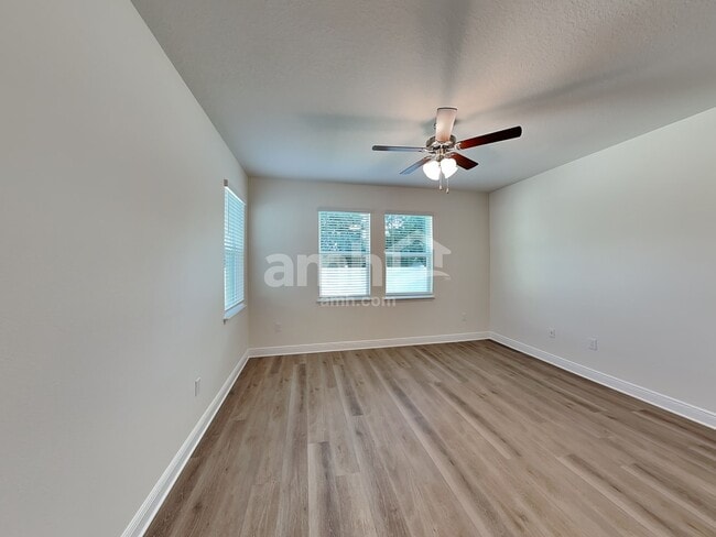Building Photo - 1074 Heavenly Dr