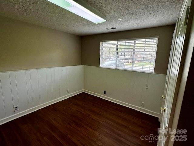 Building Photo - 7230 Shadowlake Dr