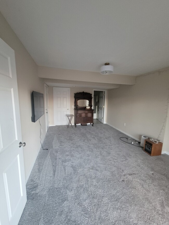 Building Photo - 160 Turkey Hollow Ct