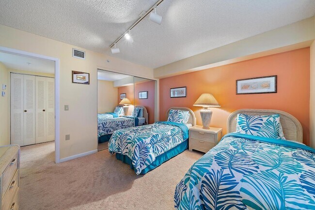 Building Photo - 2601 Marina Isle Way