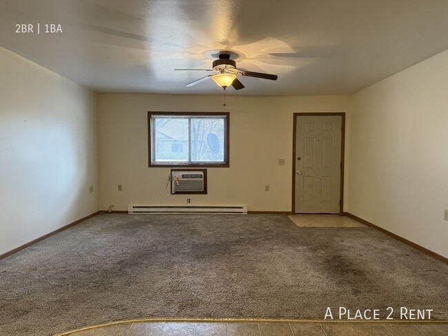 Building Photo - Newly Renovated 2-Bed Near Hospital | Bran...