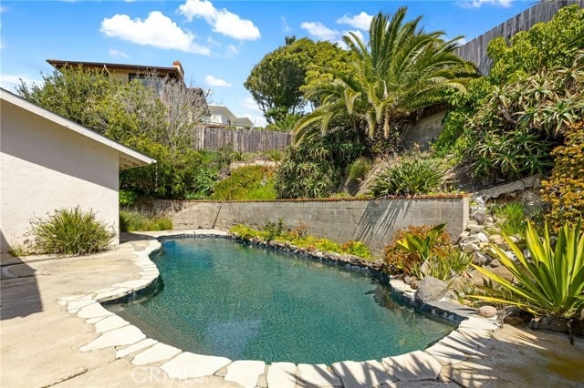 Building Photo - 5661 Ladybird Ln