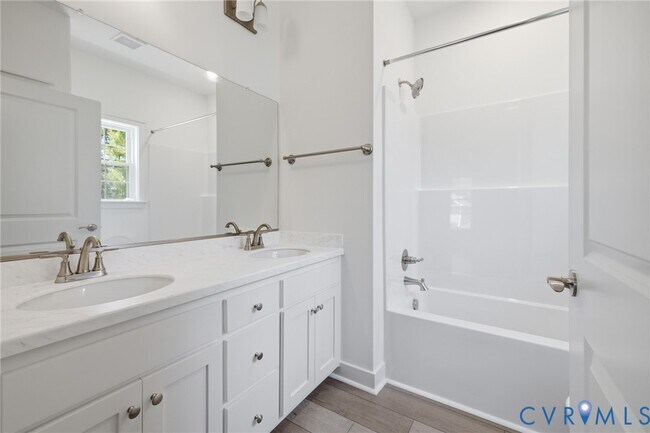 Building Photo - 21161 Baileys Ln