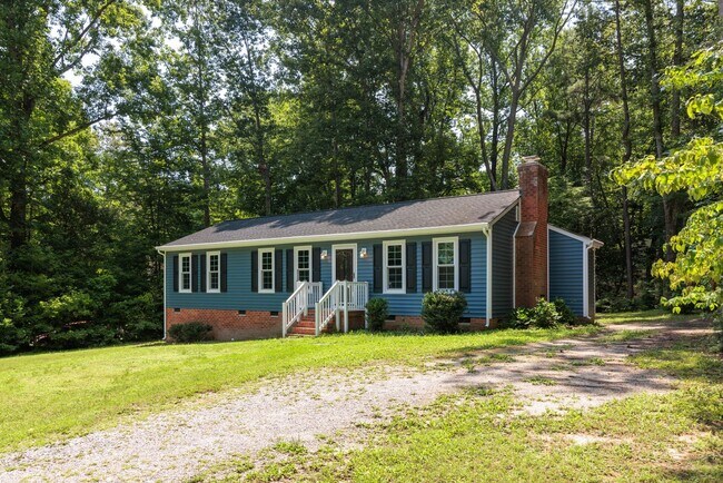 Building Photo - 3 Bedroom Home in Chesterfield County ***Available August 2026**